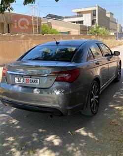 كرايسلر 200